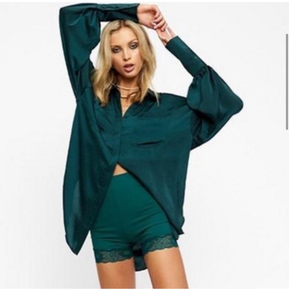 Lioness “The Carrie Shirt” in forest green - Picture 2 of 3